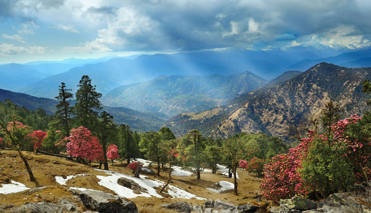 travel tips,travel guide,best trekking places