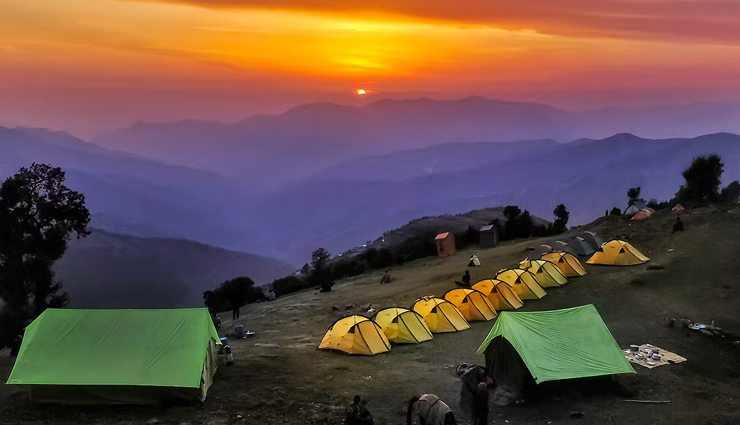 बनाएं गर्मी की छुट्टियों में इन जगहों पर घूमने का प्लान, खुलकर ले सकेंगे ट्रेकिंग का आनंद summer trekking getaways,trekking in the summertime,best summer trekking destinations,scenic summer treks,offbeat summer trekking trails,adventure-filled summer treks,trekking amidst nature in the summer season,trekking escapades for summer vacation,mountain trekking in summer,summer trekking tours