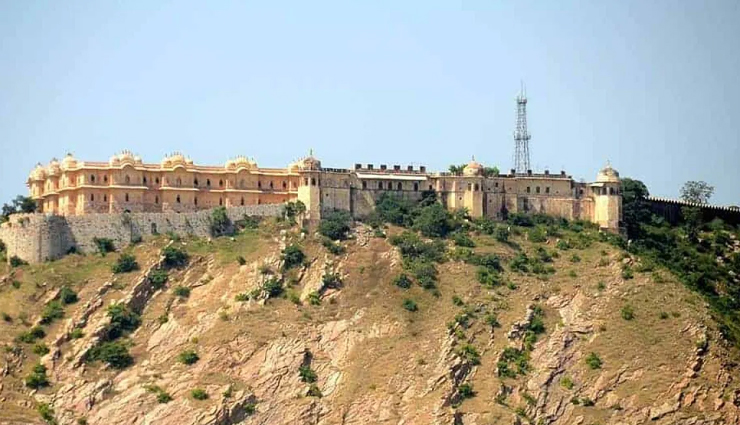 jaipur,tourist places in jaipur,jaiput tourist places,rajasthan,rajasthan tourism,travel,holidays
