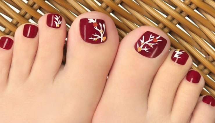 steps to do pedicure at home,tips to do pedicure at home,beauty tips,beauty hacks,foot care tips