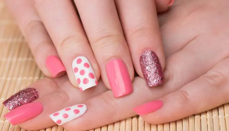 कहीं आप भी तो नहीं करते नाखूनों से जुड़ी ये गलतियां, पहुंचता हैं काफी नुकसान nails care tips in hindi,nails care,nails care tips,nails care in hind,beauty tips in hindi