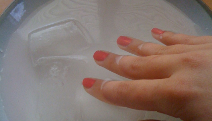 dry nail polish quickly,nail polish,nail polish dray,tips to dry nail polish faster,beauty,beauty tips