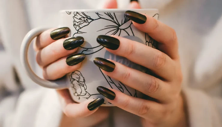 tips for long nails,how to grow strong nails,nail care routine,prevent nail breakage,healthy nail tips,nail growth tips,nail care at home,beauty tips for nails,strong nails naturally,nail maintenance tips