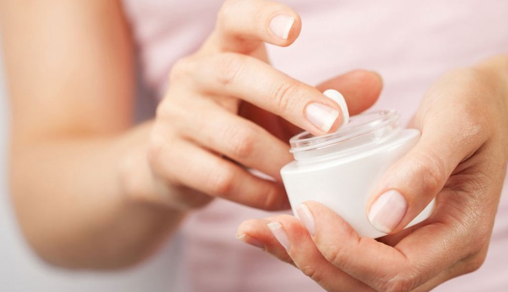 tips to do manicure at home,manicure at home,beauty tips,nail care tips,beauty hacks,manicure tips