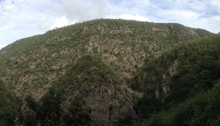 famous temples in alwar,alwar temple list,spiritual places in alwar,rajasthan temples,temples to visit in alwar,alwar religious tourism,ancient temples alwar,mythological temples rajasthan,heritage temples in alwar,best temples near aravalli hills,cultural sites in alwar