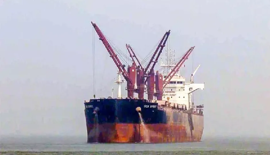 होर्मुज स्ट्रेट से सुरक्षित बाहर आया ‘नंदा देवी’ टैंकर, ‘शिवालिक’ के बाद LPG लेकर निकला दूसरा भारतीय जहाज