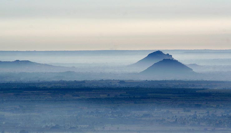 karnataka,holidays in karnatka,nandi hills muddenahalli,sangam mekedatu,ranganthittu bird sanctuary somnathpur shivasamudram,nagarahole madikeri nisargadhama,sigandhur and jog falls tour