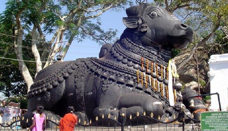 mysore temple tour,must-visit temples in mysore,historical temples mysore,religious places in mysore,sacred temples mysuru,mysore temple itinerary,spiritual landmarks in mysore,iconic temples mysuru,ancient temples in mysore,temples with architectural significance,mysore temple guide,religious tourism in mysore,best temples to explore in mysuru,popular spiritual sites in mysore