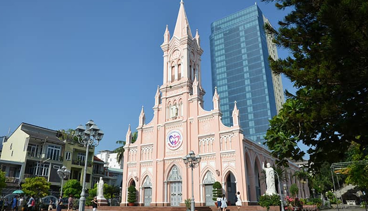 places you cannot miss to visit in da nang,vietnam,holiday,travel,tourism