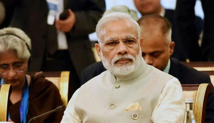 मोदी सरकार ने आम आदमी को दिए 3 बड़े तोहफे और 1 झटका