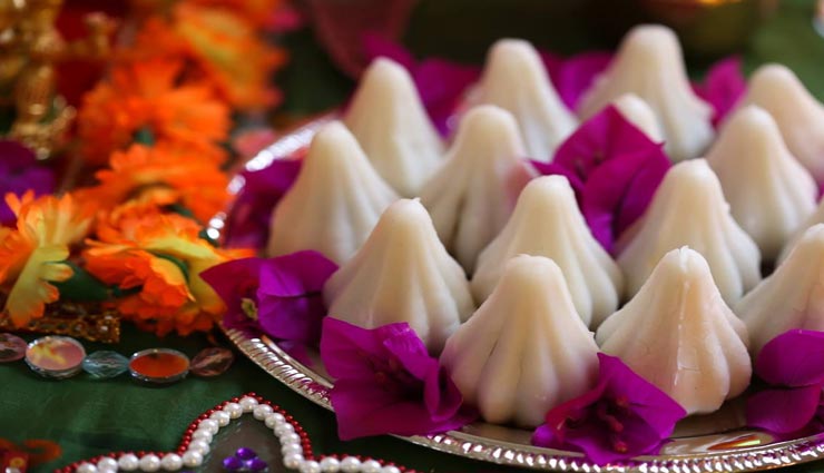 nariyal modak recipe,recipe,recipe in hindi,ganesh chaturthi special recipe