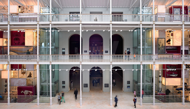 edinburgh,amazing attractions in edinburgh,10 amazing attractions in edinburgh,national museum of scotland,camera obscura and world of illusions,edinburgh castle,palace of holyroodhouse,scottish national gallery,greyfriars kirkyard,the real mary kings close,the scotch whisky experience,royal botanic garden,royal yacht britannia,holidays,travel guide,travel tips