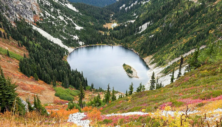 least crowded national parks,national parks to visit around the world,canyonlands national park,utah,north cascades national park,washington,dry tortugas national park,florida,kings canyon national park,california,lake clark national park & preserve,alaska,congaree national park,south carolina