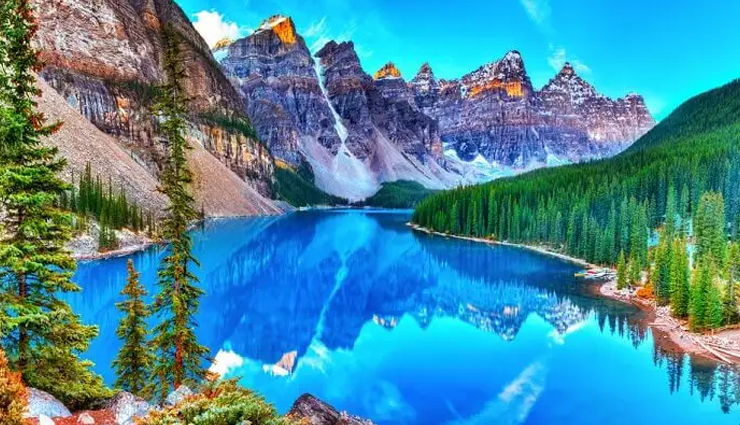 relaxing national parks in the world,national parks,yellowstone national park,goreme national park,jasper national park,fiordland national park,banff national park,swiss national park