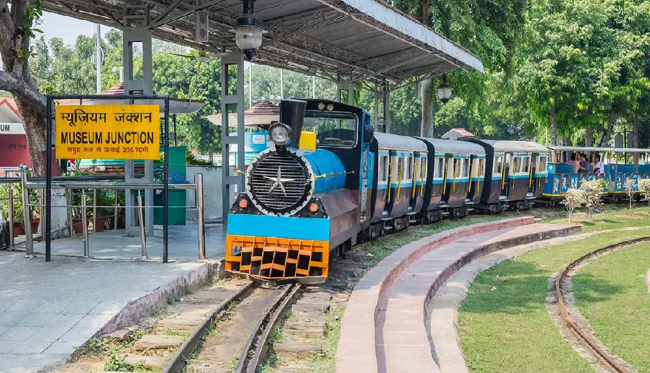 छुट्टियों में बच्चों के साथ घूमें दिल्ली का रेल म्यूजियम, टॉय ट्रेन राइड देगी खास अनुभव; जानें टिकट, टाइमिंग और पहुंचने का तरीका