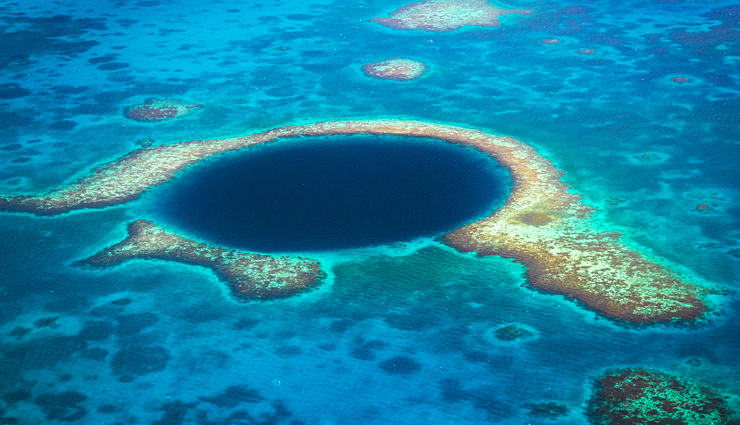 natural holes from around the world,deans blue hole,bahamas,bimmah sinkhole,oman,the great blue hole,belize,ik kil,mexico,red lake,croatia