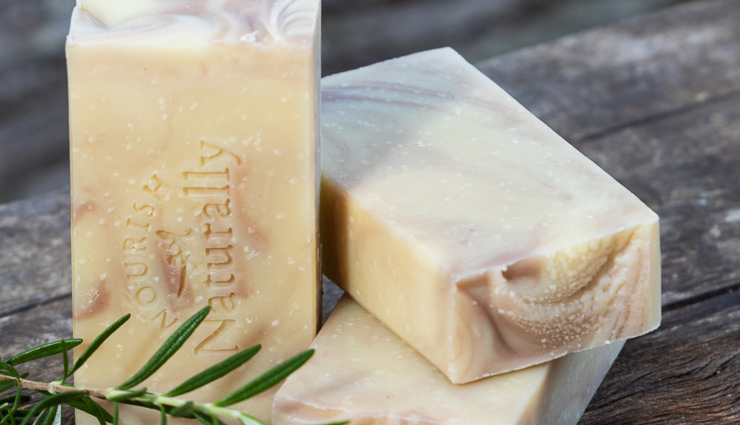 holi,holi 2020,protect skin from holi colors,skin care tips,holi skin care tips,beauty tips