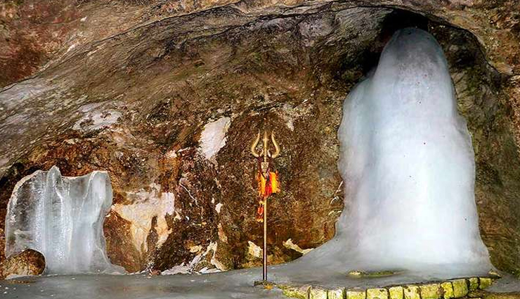 natural wonders to visit in india,india,places to visit in india,living root bridge cherrapunjee,meghalaya,magnetic hills ladakh,lonar crater lake maharashtra,dudhsagar falls goa,valley of flowers uttarakhand,amarnath cave,uttarakhand