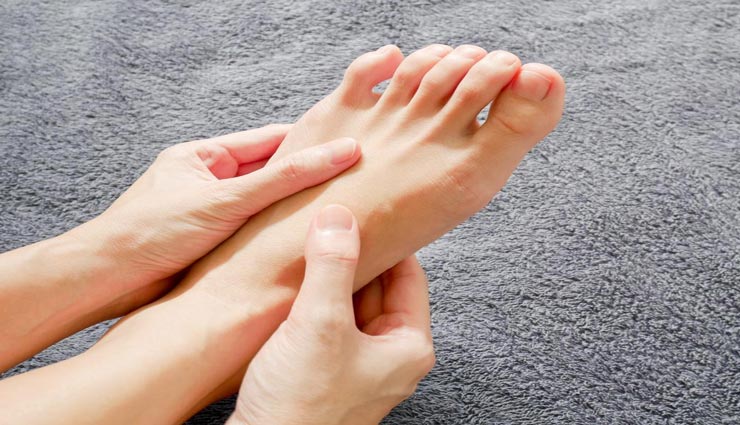 astrology tips,astrology tips in hindi,human nature by legs finger,samudra shastra