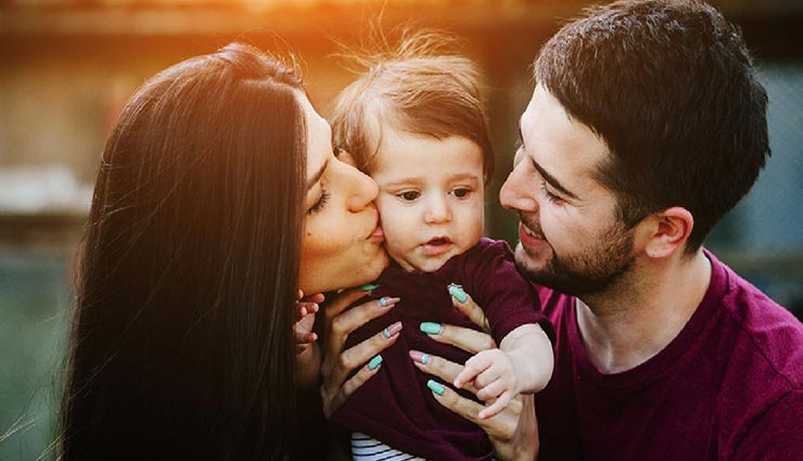 अपने बेस्टफ्रेंड को भी ना बताए वैवाहिक जीवन के ये 7 सीक्रेट, लग सकती है रिश्तों को नजर