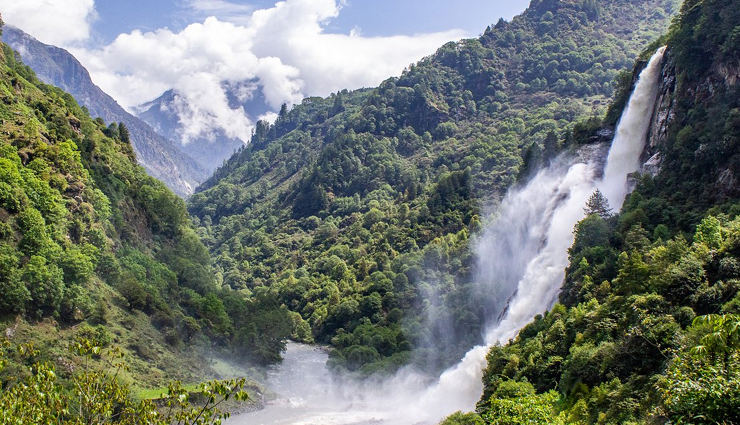 tawang,explore in tawang,tawang tourism,tourist places in tawang,holidays,travel