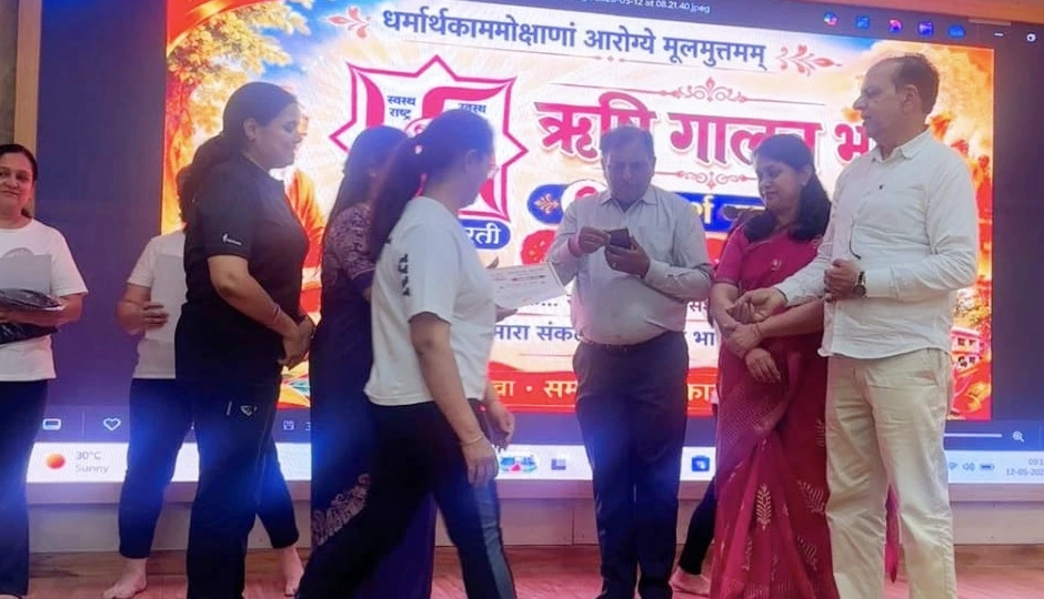आरोग्य भारती के योग जनजागरण अभियान में उमड़ा उत्साह, जयपुर में दो स्थानों पर हुआ विशेष आयोजन