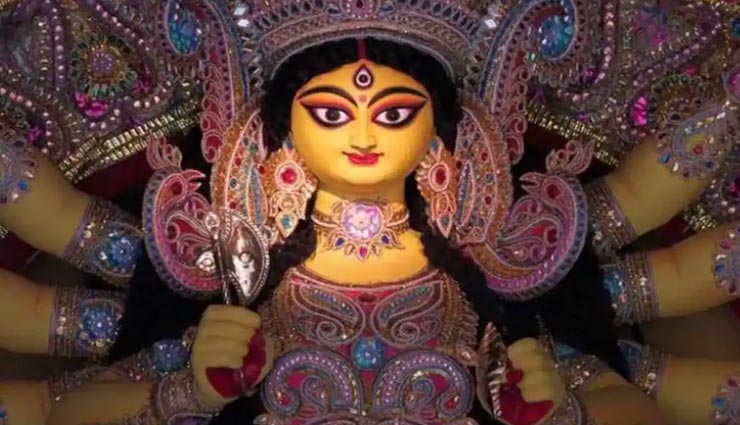 Navratri 2021 : हर दिन की जाती हैं देवी के विभिन्न स्वरुप की पूजा, जानें किसे-कौनसा फूल चढ़ाना शुभ astrology tips,astrology tips in hindi,navratri special,navratri 2021