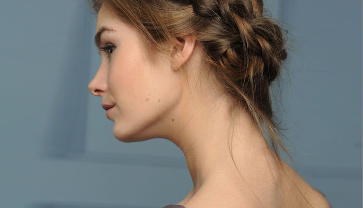 6 Effective Home Remedies To Get Rid of Dark Neck