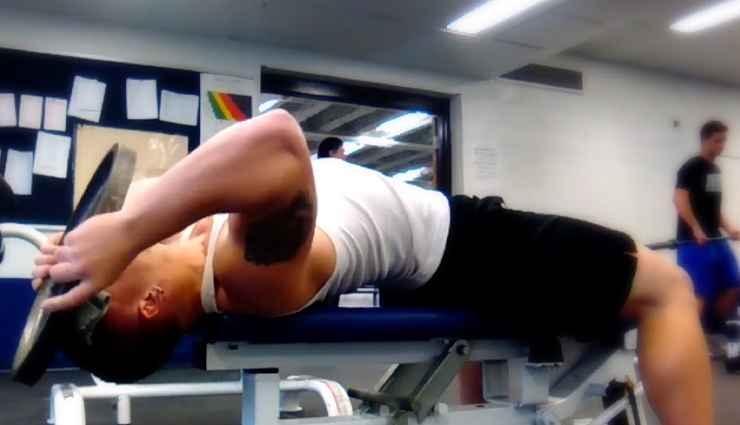 effective neck strengthening exercises to try,healthy living,Health tips