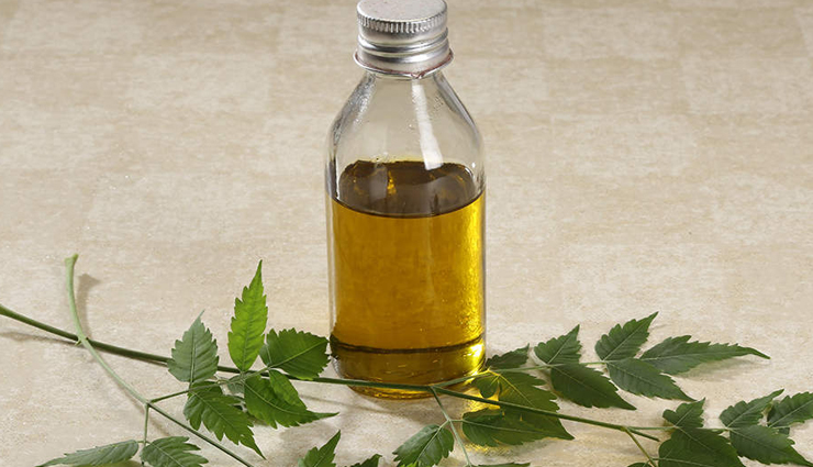 5 Amazing Benefits of Using Neem Oil for Skin
