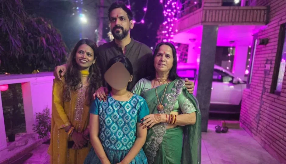 नीरजा मोदी स्कूल की मान्यता रद्द होने के बाद भी अमायरा के परिजन संतुष्ट नहीं, शिक्षा विभाग और पुलिस से उठाई कड़ी कार्रवाई की मांग