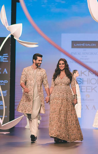bollywood,neha dhupia,angad bedi,ramp walk,baby bump,lakme fashion week 2018