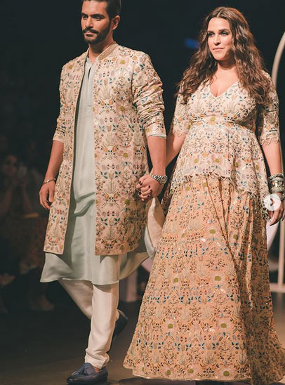 bollywood,neha dhupia,angad bedi,ramp walk,baby bump,lakme fashion week 2018