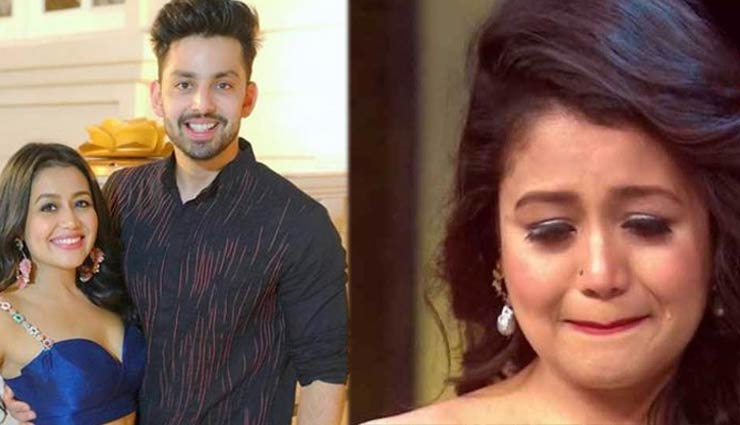 बॉयफ्रेंड हिमांश से ब्रेकअप के बाद बुरी तरह टूटीं नेहा कक्कड़, फैंस के साथ शेयर किया दिल का दर्द