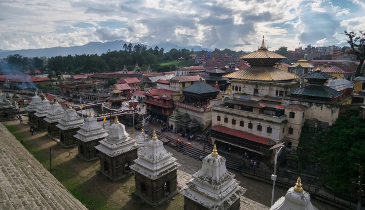 nepal,things to do in nepal,tourist attraction in nepal,places to visit in nepal,kathmandus kopan monastery,kathmandus seraphic pashupatinath temple,kathmandu valley,kathmandus garden of dreams,pokharas phewa tal,hills at sarangkot
