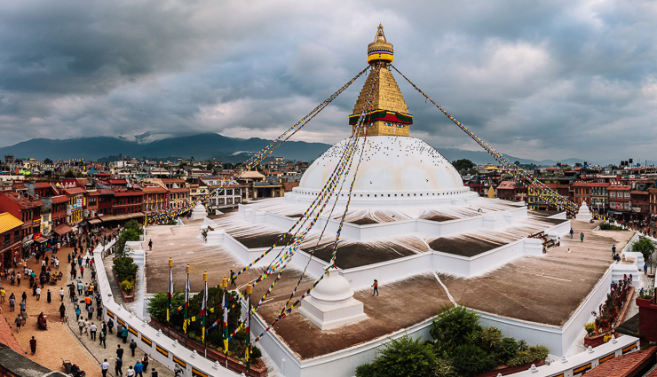 nepal,places to visit in nepal,swayambhunath stupa,pashupatinath temple,boudhanath stupa,chitwan national park,mansalu