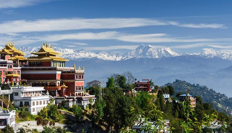 nepal,things to do in nepal,tourist attraction in nepal,places to visit in nepal,kathmandus kopan monastery,kathmandus seraphic pashupatinath temple,kathmandu valley,kathmandus garden of dreams,pokharas phewa tal,hills at sarangkot