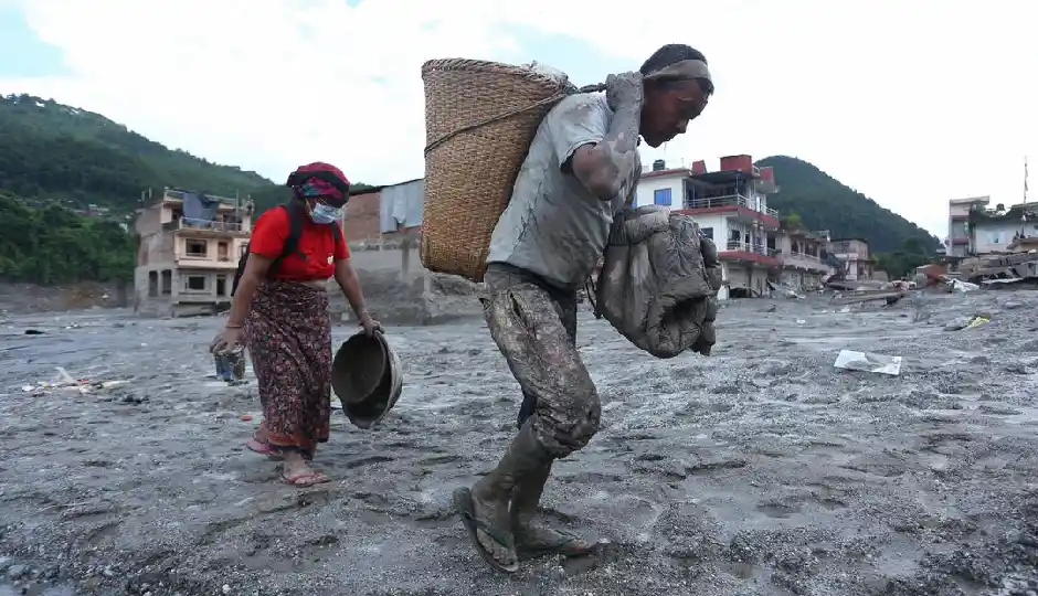 नेपाल में तबाही के 10 दिन बाद भी तलाश जारी, रसुवा-नुवाकोट में करीब 600 बच्चे लापता