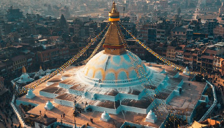 reasons to visit nepal,nepal travel guide,must-visit places in nepal,nepal unesco sites,nepali hospitality,trekking in nepal,nepal cultural heritage,budget travel nepal,nepal off-the-beaten-path,nepali cuisine,adventure activities in nepal,safety in nepal,supporting nepal tourism