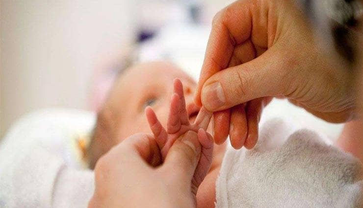 बच्ची ने लिया जन्म, 3 लोग एक साथ बोले - मैं हूं इसका पिता, पुलिस ने ऐसे सुलझाई गुत्थी