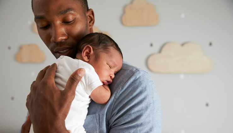 वर्तमान परिवेश में देखने को मिल रहे कई सिंगल मेल पेरेंट, इस तरह करें अपने बच्चे की परवरिश