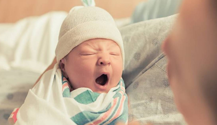 इंग्लिश नहीं आने के बावजूद यहां अंग्रेजी में रखे जाते हैं बच्चों के नाम, किसी को नहीं पता होता उसका मतलब