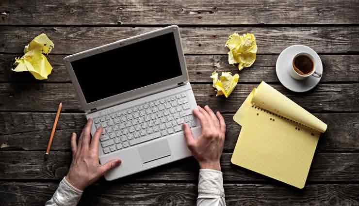 घर बैठे पैसे कमाने के 4 आसान तरीके household,how to earn money from home,tips to earn money from home,work from home,easy work,job at home,work,home life