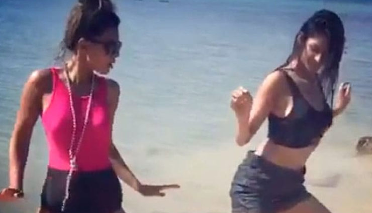 मॉनोकनी में निया शर्मा ने बीच पर दिखाए बिंदास डांस मूव्ज, वीडियो वायरल