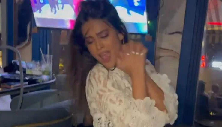 2 घूंट गाने पर Nia Sharma ने क्लब ने किया धमाकेदार डांस, बार-बार देखा जा रहा है वीडियो