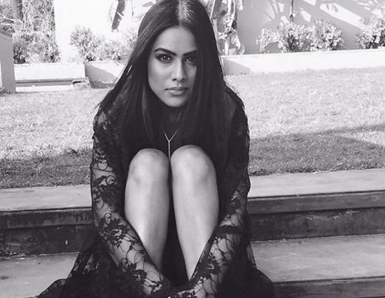 PICS The Sensation of Small Screen Nia Sharma, Plays Wisely in KKK 8