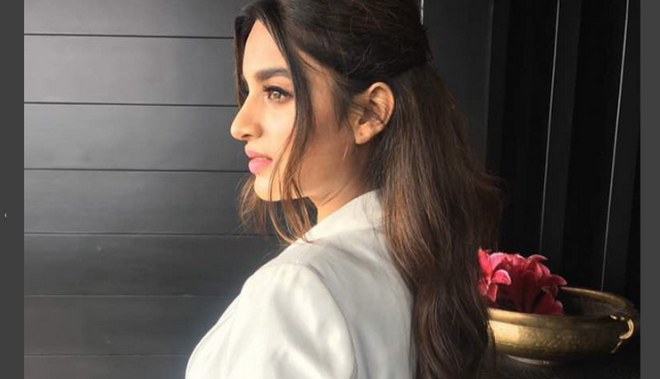 bollywood,tiger shroff,munna michael,nidhhi agerwal,beautiful pics of nidhhi agerwal