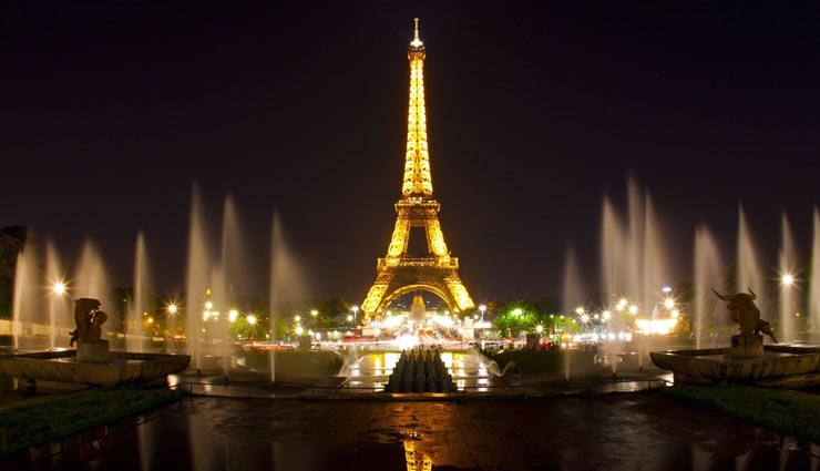 night in paris,night in usa,night in russia,night in china,night in dubai