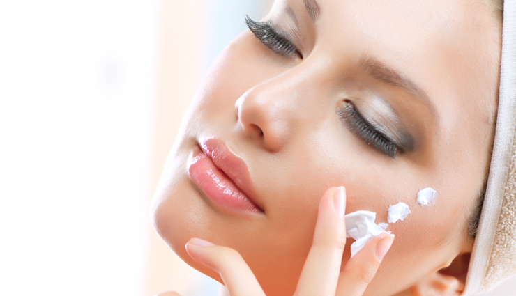 6 Homemade Lotions To Use During Night For Glowing Skin