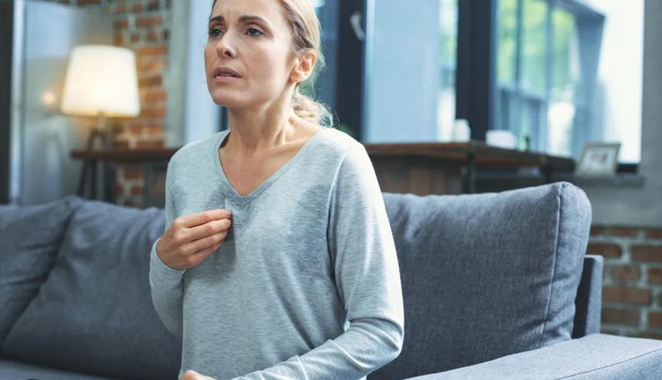 7 Effective Home Remedies To Cure Night Sweats During Menopause